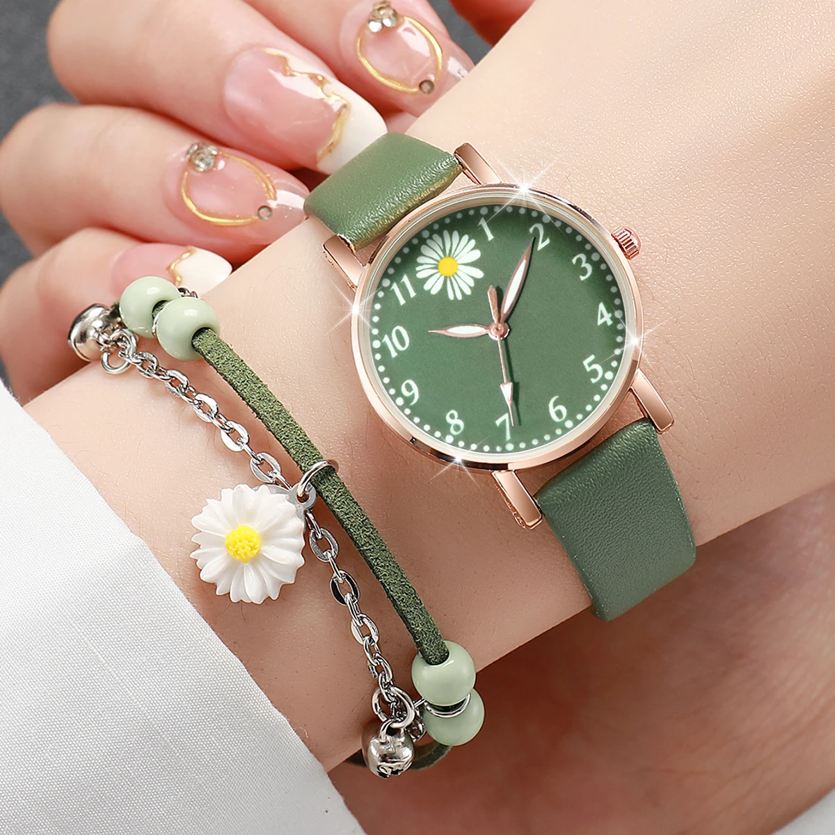 2PCS/Set Fashion Daisy Flower Women Watches Bracelet Set Casual Leather Band Quartz Watch