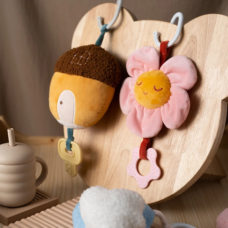 Baby Plush Hanging Toy Hanging Rattle Toys for Babies Hanging Travel Buddy Traveler Car Seat & Stroller Toy for Infants Toddlers
