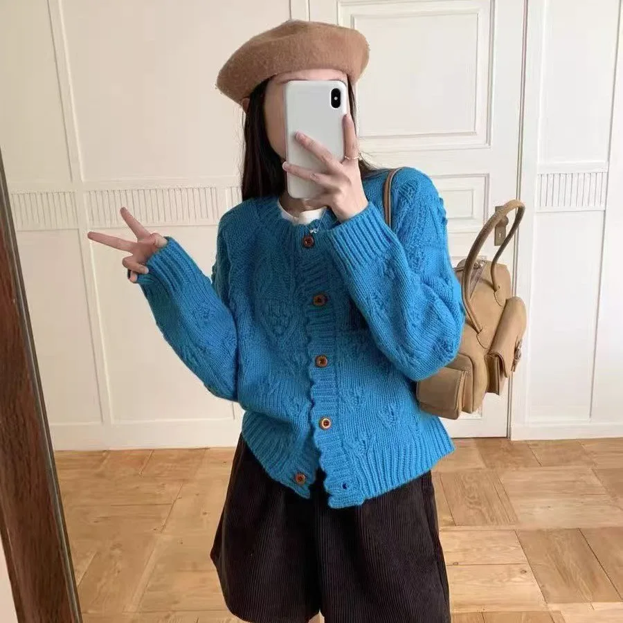 

Свитер женский ретро кружевной крючок цветок синий вязаный кардиган женский осенне-зимний новый стиль