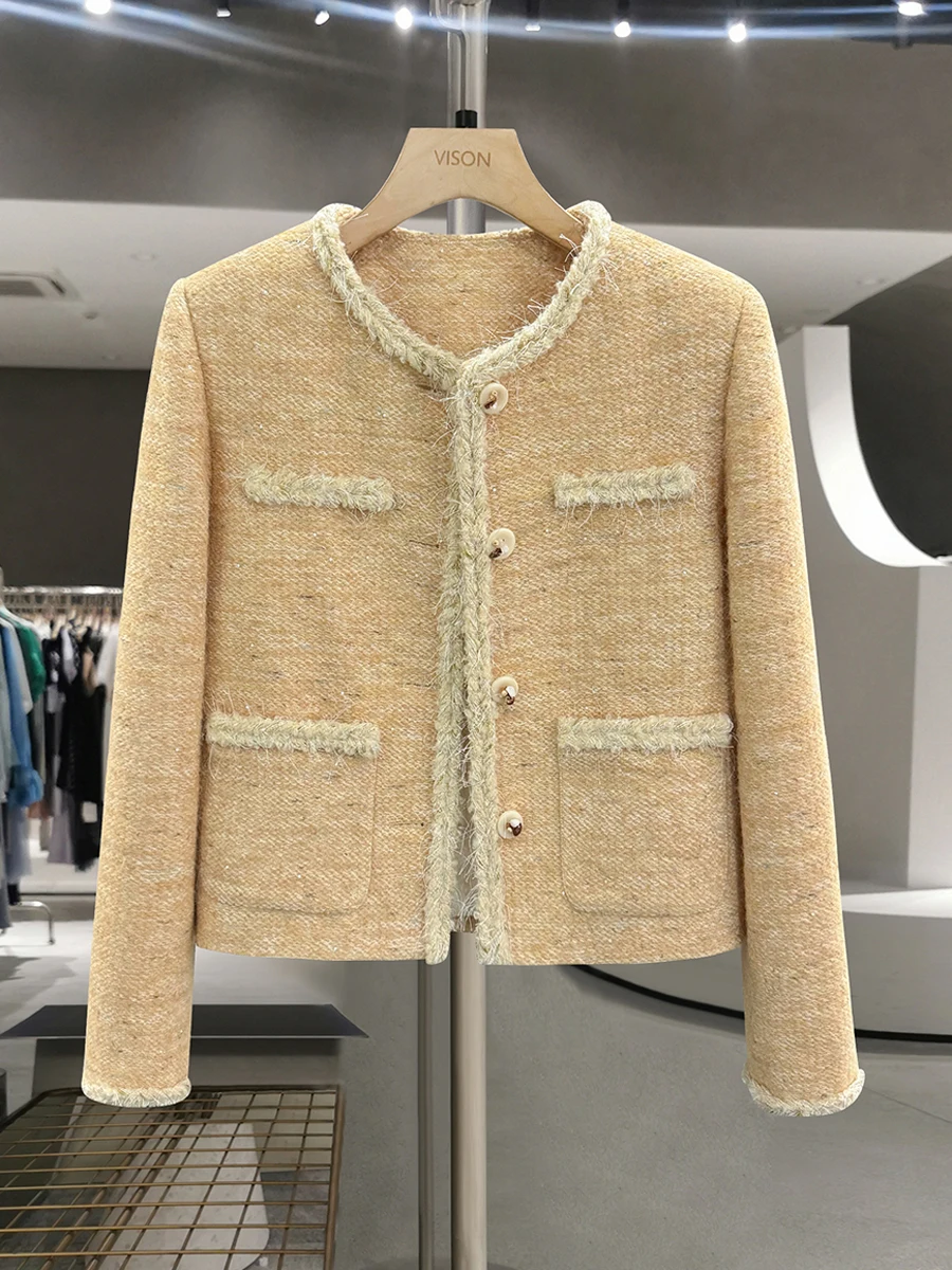 

Желтая мягкая стеганая куртка-пуховик женская, новая зимняя коллекция 2025, приталенная, с внутренним пуховым утеплителем, модная.