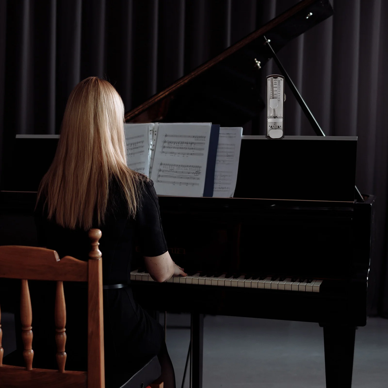 

1Pcs Mechanical Metronome Premium Finish Trainer for Piano Guitar Violin Drum Practice Beginner