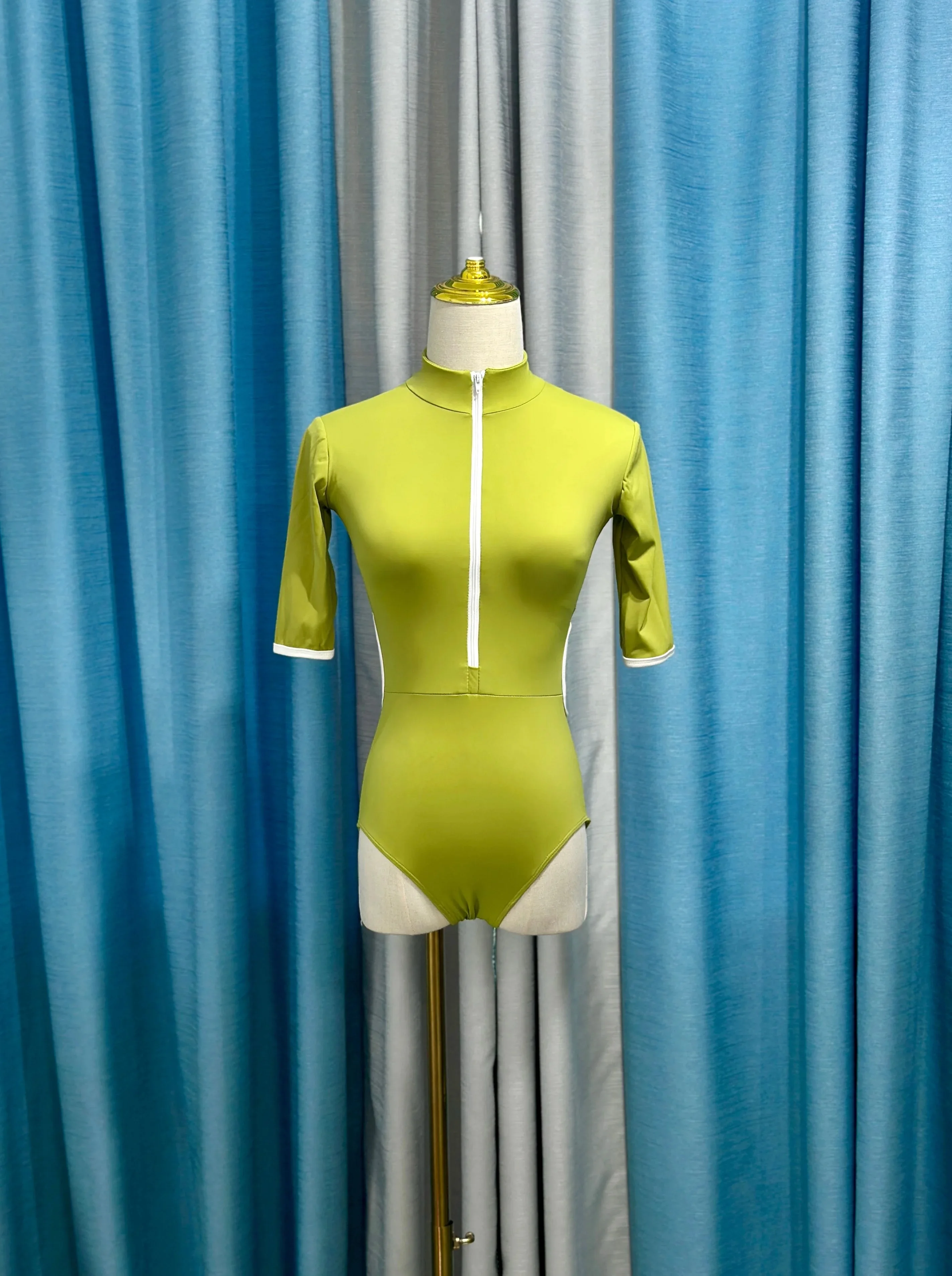 Ballett-Trikot für Damen, hochwertiger Tanz-Overall mit Reißverschluss, neues Modell für Erwachsene, ideal für den täglichen Ballett- und Yoga-Training. – Detail 10