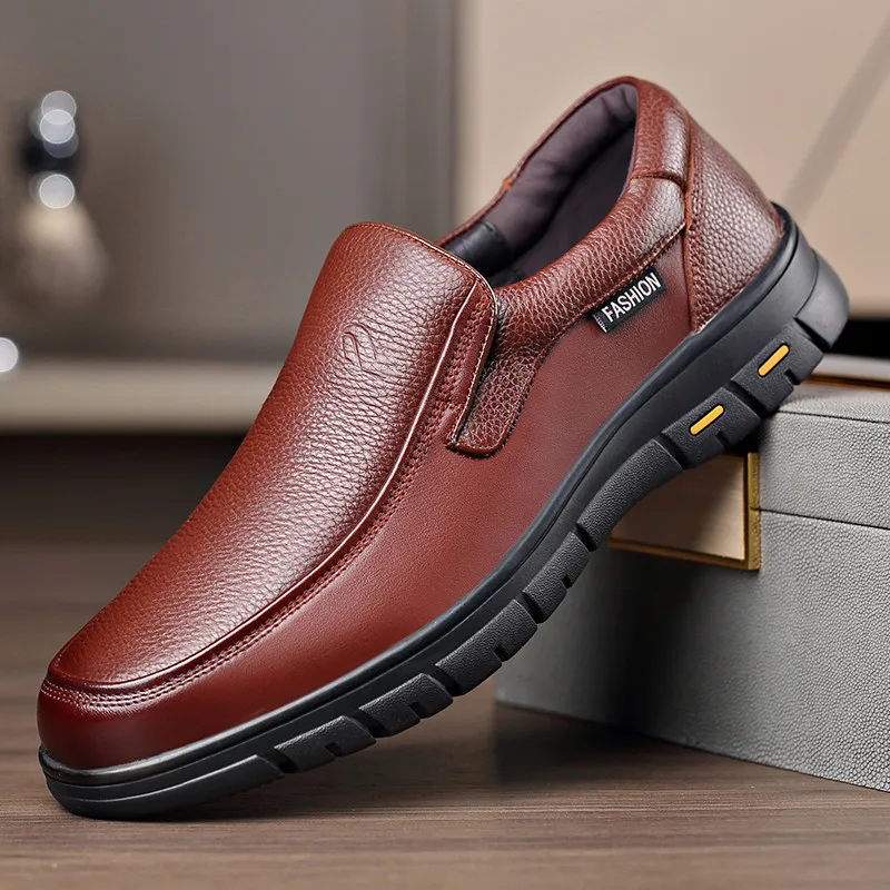 Chaussures décontractées en cuir véritable pour hommes, chaussures en peau de cercle pour hommes, grande taille, semelle épaisse, affaires, printemps, automne, homme d'âge moyen, père âgé