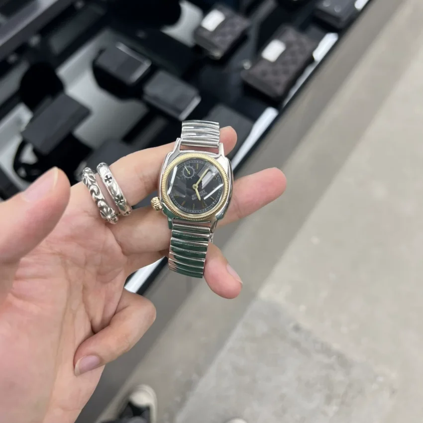Classic Style Elastic Spring Strap Watch with Large Digital Quartz Watch for Men and Women, Father Mother's Day Gift Watch