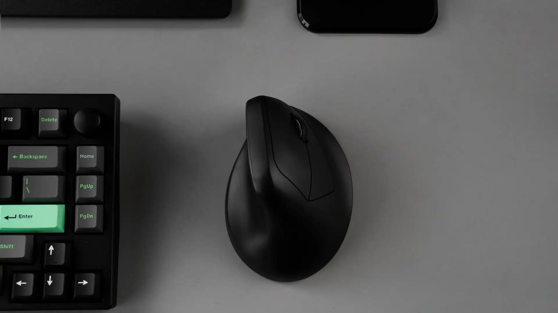 Keychron M5 Wireless Ergonomic Mouse Optical 8K Polling Rate 2.4GHz & Bluetooth Type-C Mice 3950 Sensor