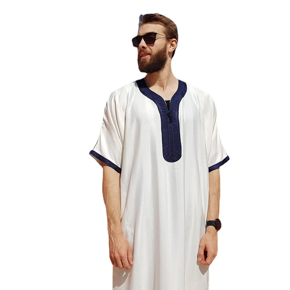 2023 New Morocco Dubai Saudi Arabia Clothing Striped Robe with Middle Sleeve Embroidery