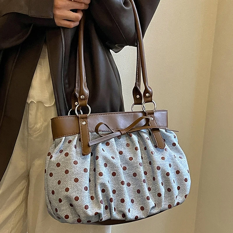 Koreanische Polka-Dot-Schleifenknoten-Patchwork-Hobo-Unterarmtasche, Damenhandtasche, vielseitige leichte Pendler-Tragetasche, lässig-schicke Tasche – Detail 5