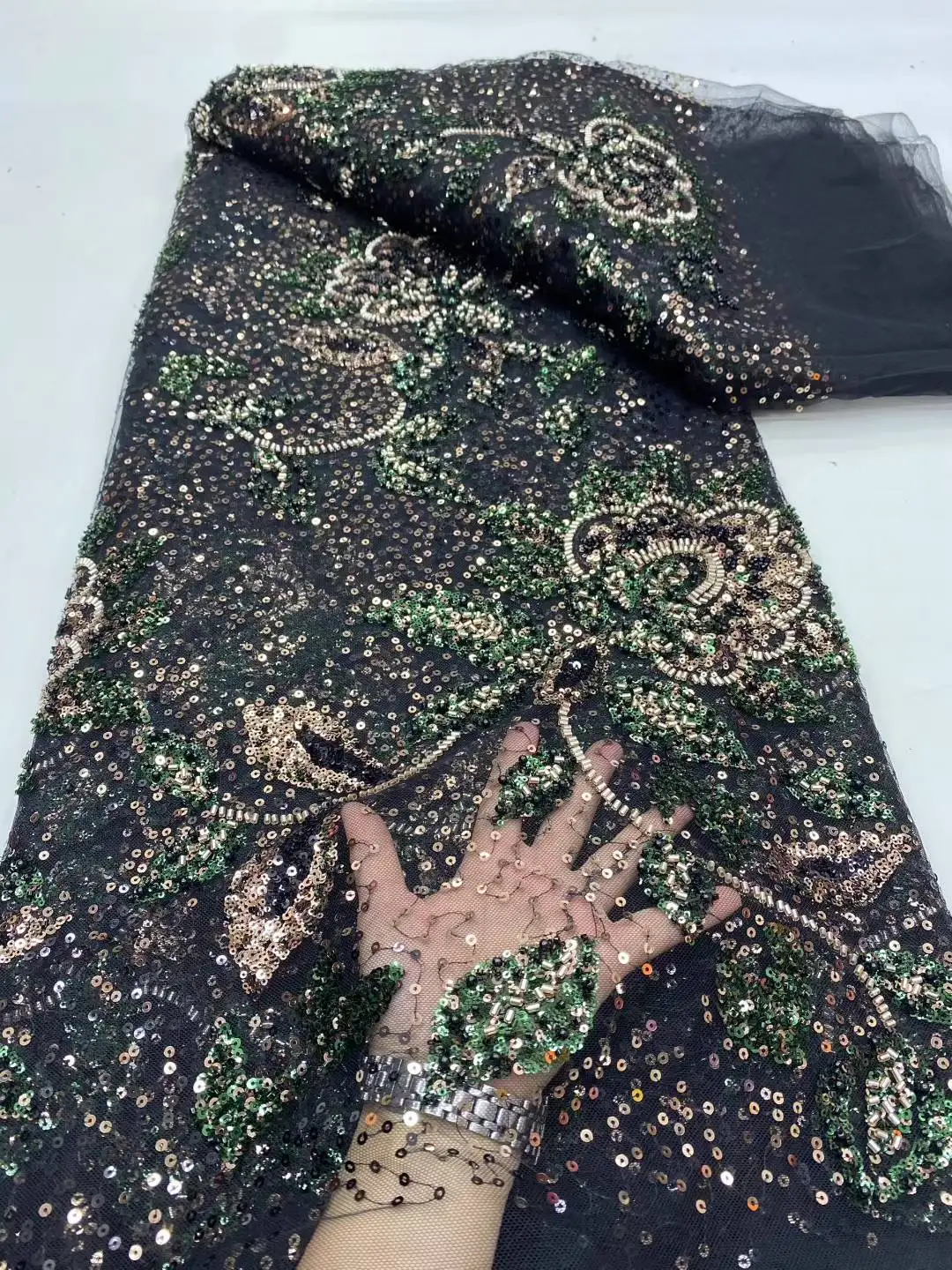 New Design Luxury French African Handmade Beads Tulle lace Latest Embroidery Sequins Mesh Lace Nigeria Fabric For Wedding Dress