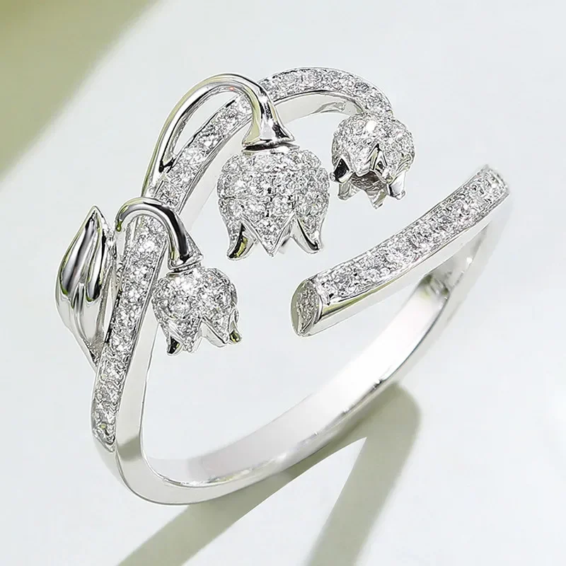 Huitan Aesthetic Flower Adjustable Finger Ring Female Brilliant Zirconia Jewelry for Engagement Ceremony Delicate Accessories