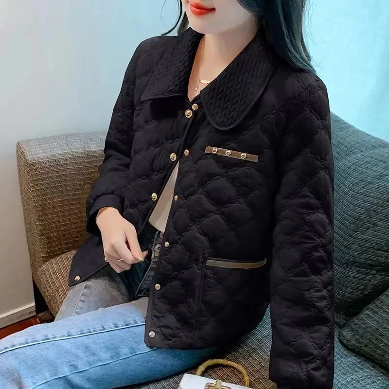 2026 New Light Cotton Coat Autumn Winter White Cotton-Padded Jacket Women's Tops Fashion Pocket Diamond Casual Coats Female 5