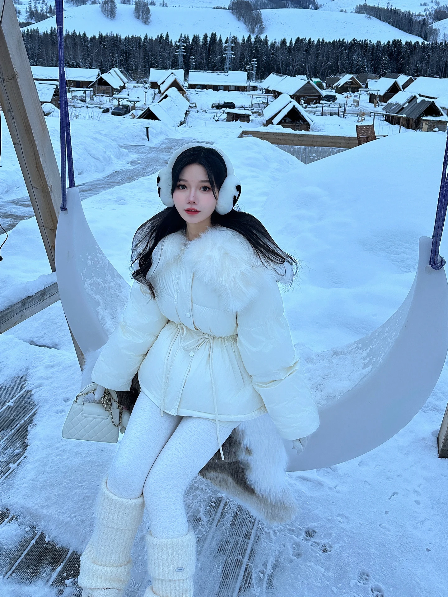 

Женское пуховое пальто с меховым воротником, средней длины, с поясом на талии, класса люкс, очень теплое, из белого гусиного пуха, в стиле Cloud Puff