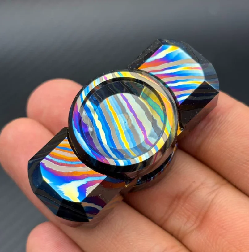 Used EDC NJT Nebu 2.0 Rainbow Zircuti spinner Fingertip gyroscope Decompression toys