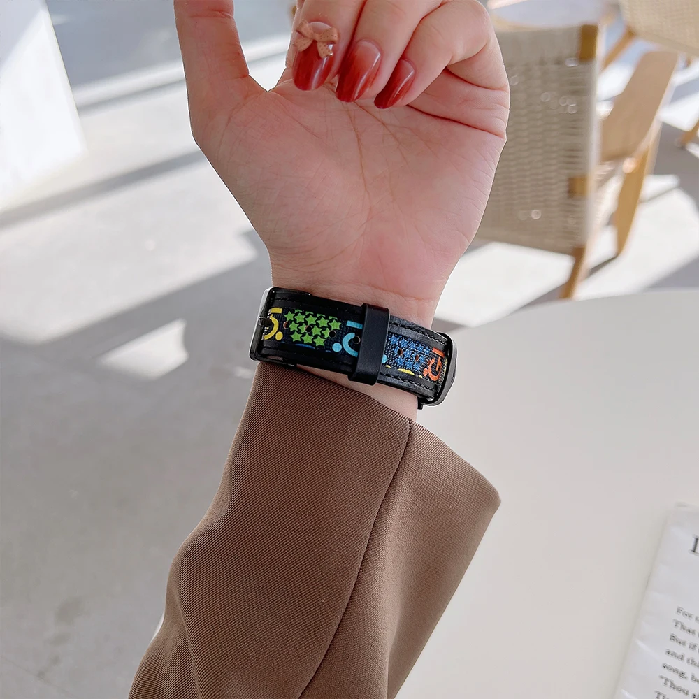 Leather Strap for Apple Watch Ultra 8 7 49mm 45mm 41mm Letter Style Fashion Bracelet Wristband for iWatch 6543SE 44 40mm 42 38mm