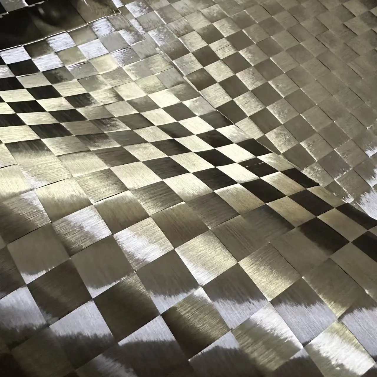 

12K 100gsm 16mm*16mm Stretch Carbon Fiber Doek Real Carbon Fiber Stof 40 Inch 1m Width 1m Length Roll Not to Be Cut