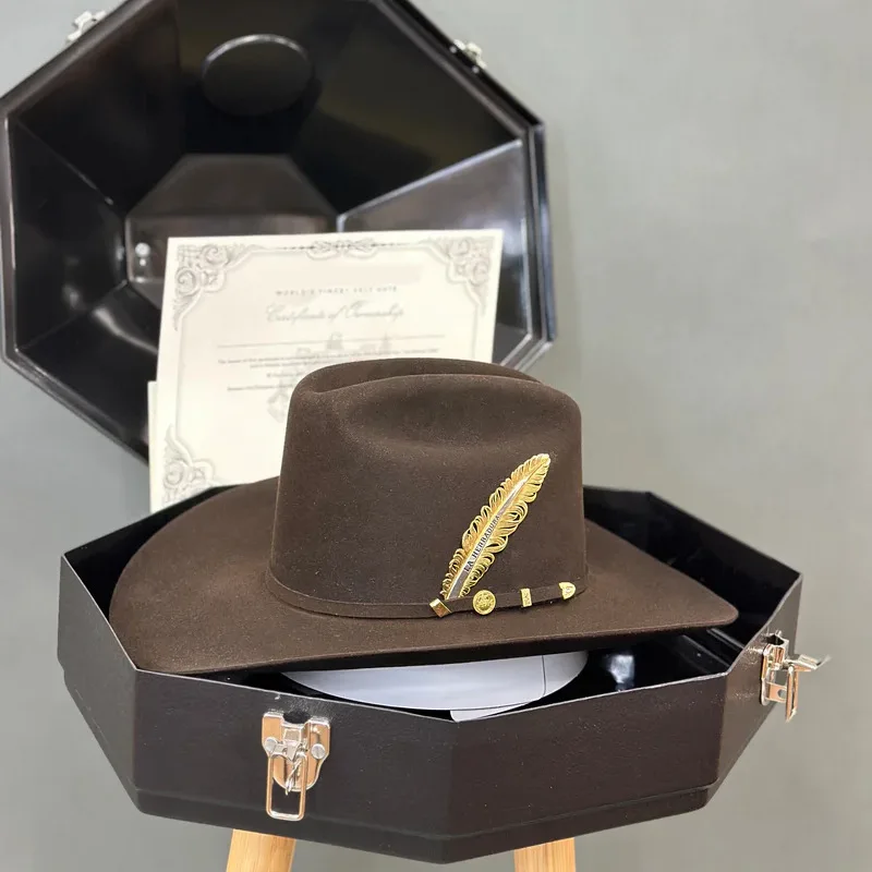 

Cowboy Hat Sheepskin Hat Solid Color Sheepskin Felt Hat Pure Wool Felt Hat with Ribbon and Feather Decoration