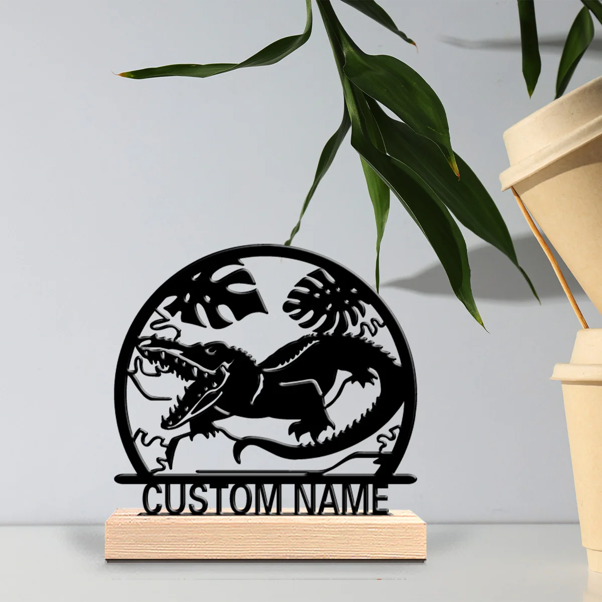 1pc Terror Personalized Custom crocodile Metal Statues Wooden Base Lighting for Office Workshop Modern Rustic Steampunk Themes