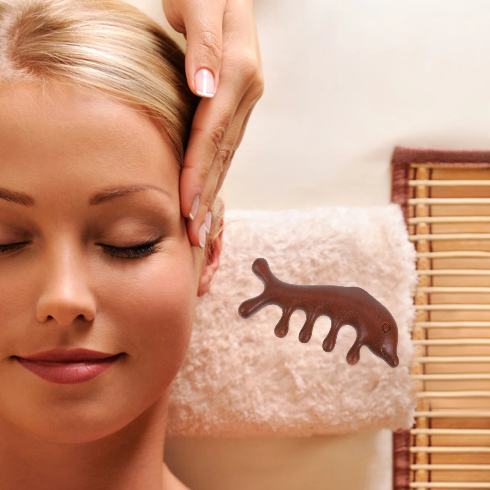 

Dolphin Massage Comb Sandalwood Head Scrubber Scalp Health Tool Light Brown Portable For Men