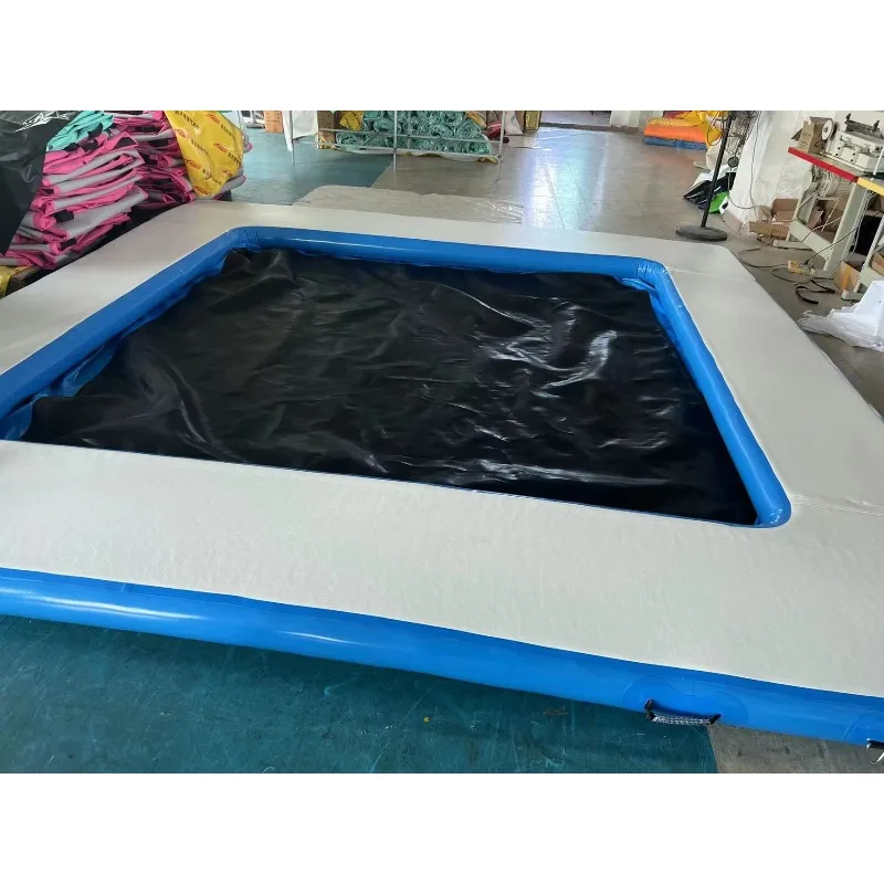 Inflatable water deck swimming pool Large floating pool with yacht net