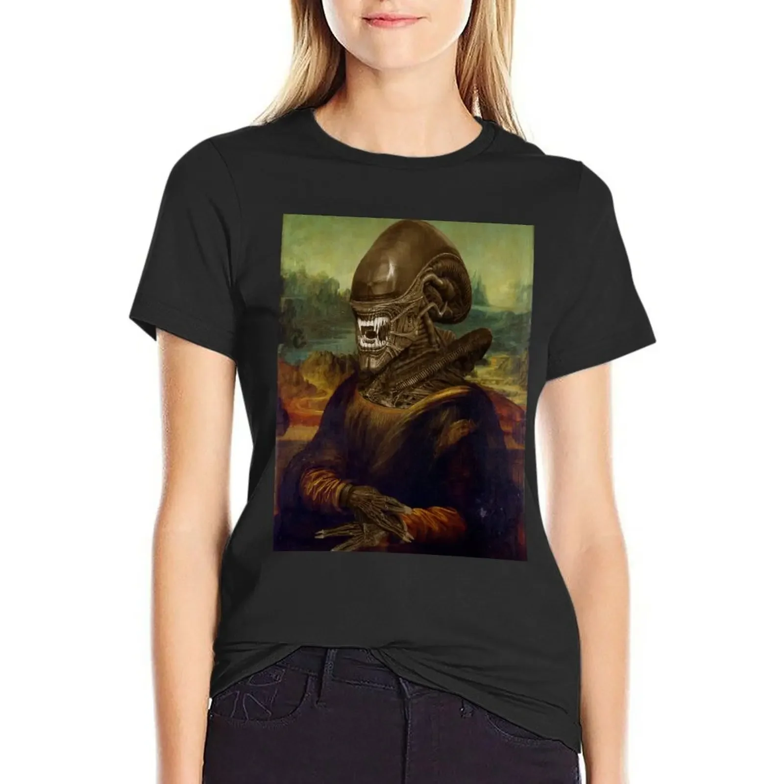 

Mona Lisa Alien Xenomorph T-Shirt customizeds Blouse anime clothes Woman clothes