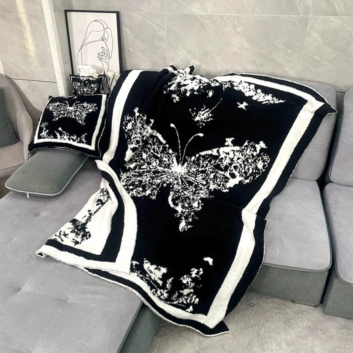 Half-Fleece Butterfly Pattern Throw Blanket, All Season Multi-Purpose Cover for Sofa, Office Nap, Single Size Living Room Lunch