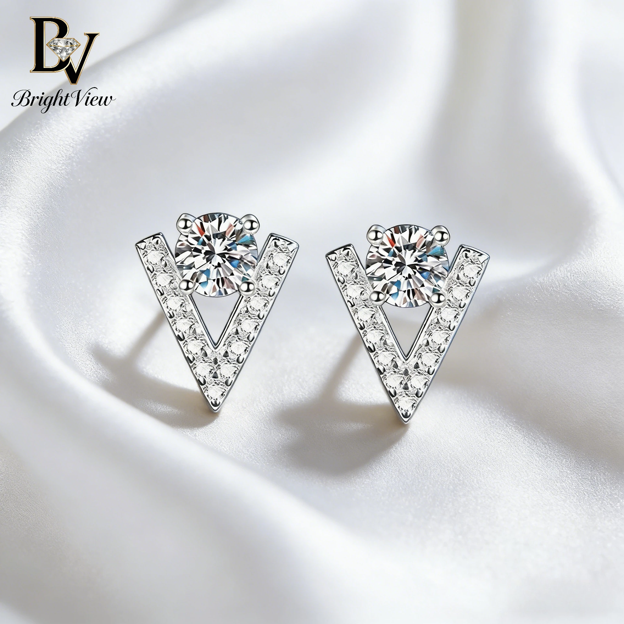 

1Pair S925 Sterling Silver V Shaped Moissanite Stud Earrings for Women Sparkling Minimalist Earrings Hypoallergenic Fine Jewelry