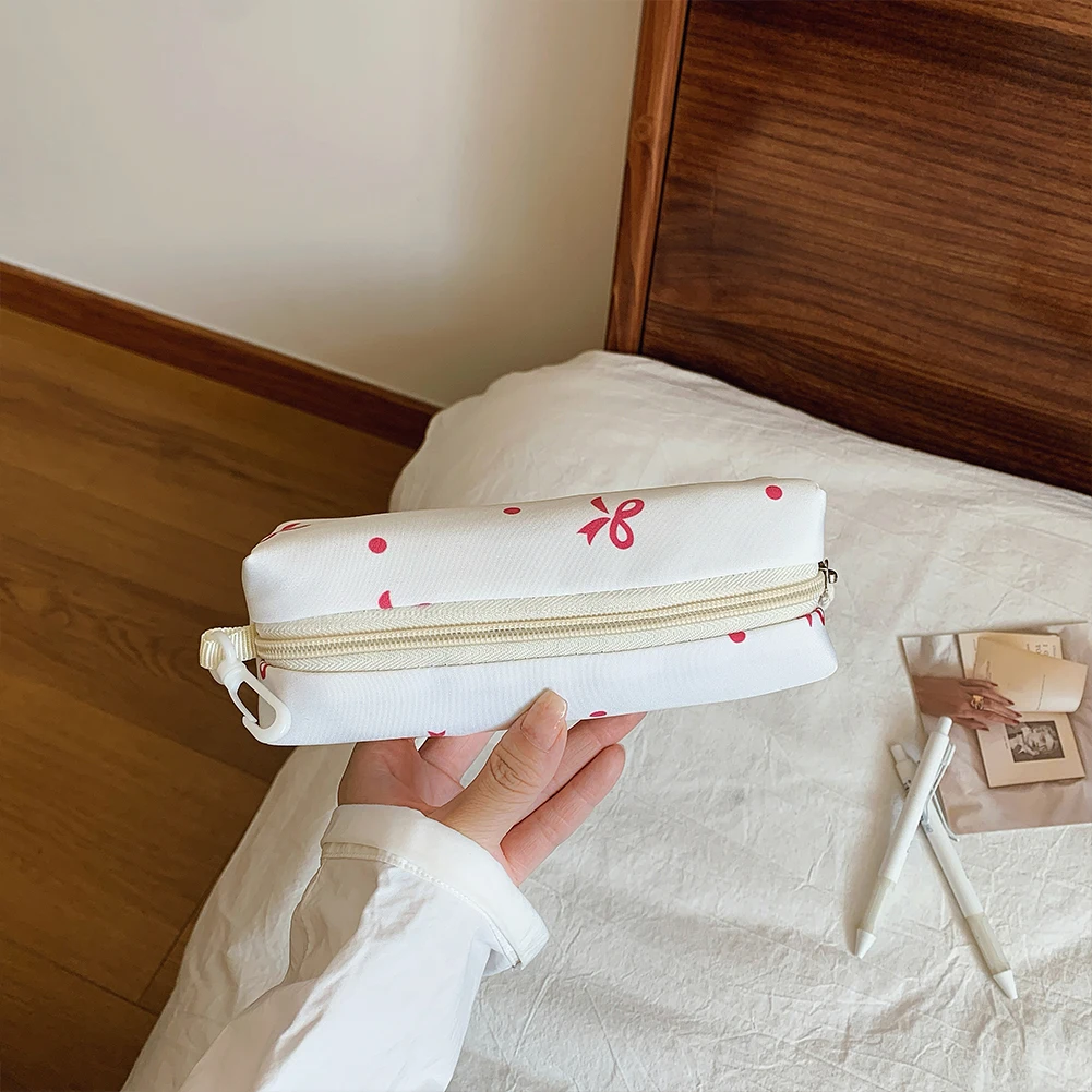 3-częściowy zestaw: plecak z nadrukiem kokardek, torebka i piórnik, estetyczny plecak dzienny dla dziewcząt i kobiet, idealny na podróże.