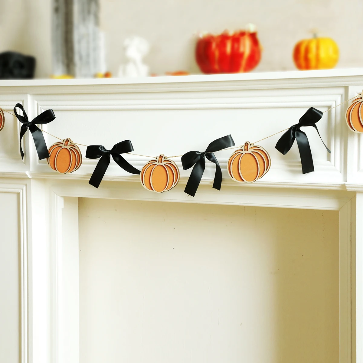 Halloween Pumpkin Garland Banner with Black Bows, Wooden Orange Pumpkin Shapes, Hanging Decor for Home Party & Fireplace Mantel