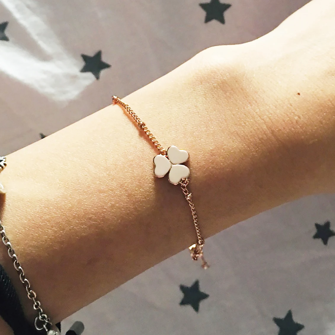 Elegant Clover Bracelets for Women Romantic Leaf Rose Gold Color Simple Chain Bangles Fashion Jewelry For Girl Wholesale H142