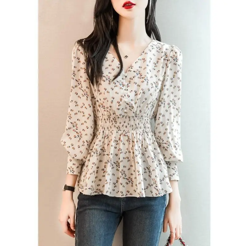 Waist-closed Lantern Sleeve Shirt Gentle Style Top Women's Retro Floral Pearl Button V-neck Shirt