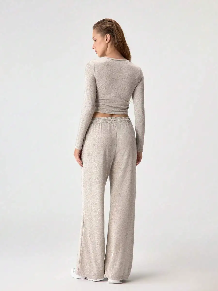 2-Piece Womens Cropped Long-Sleeve Top And Loose Wide-Leg Pants Set Solid Color Comfortable Everyday Lounge Wear