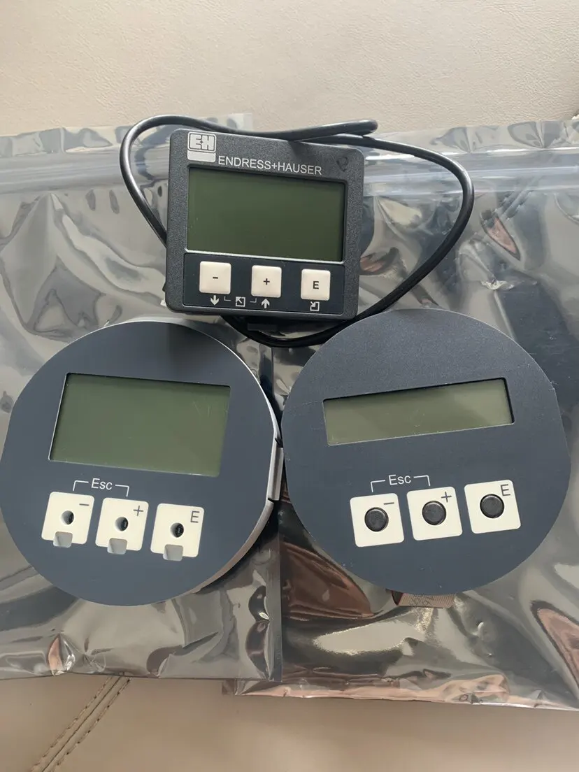 Medidor de flujo electromagnético E+H original, completamente nuevo, con pantalla Endress+Hauser 71163827 50108841