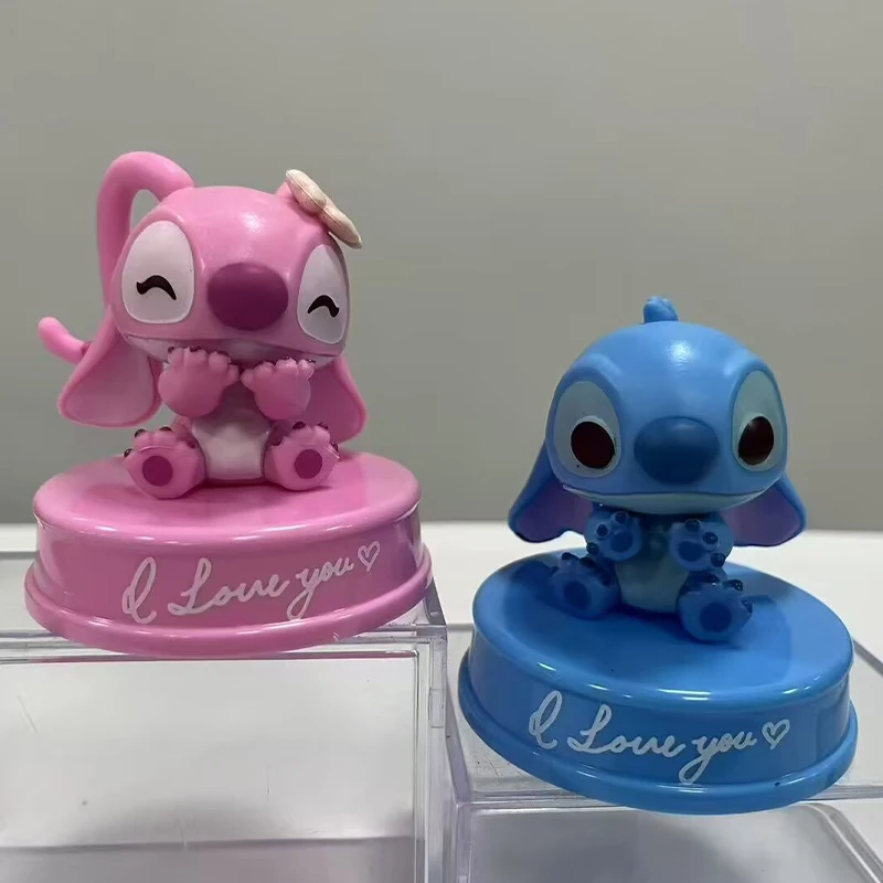 Originele Disney Lilo & Stitch-actiefiguren Stitch en Angel Lover-beeldjes Massaal verzamelmodel Standbeeldpop Verjaardagen