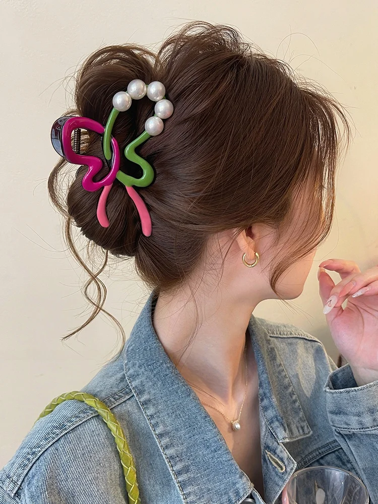 presilha-de-cabelo-feminina-com-perolas-borboleta-cor-dopamina-presilha-tubarao-para-coque-para-cabelos-grossos-estilo-sof