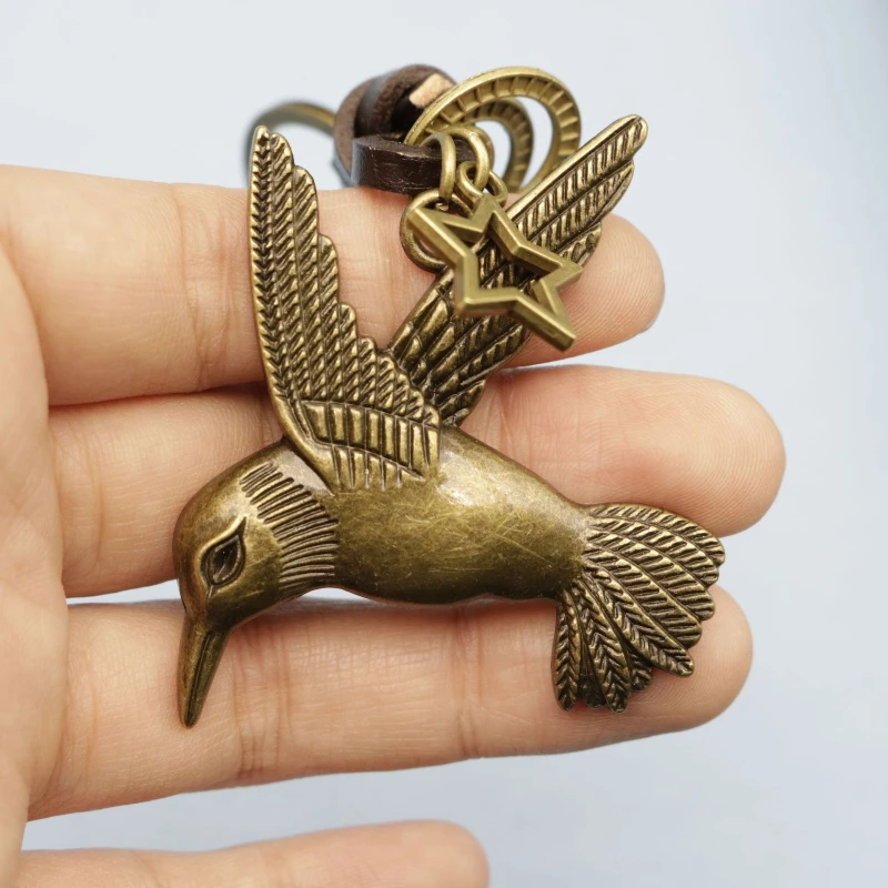 Cute and Creative Countryside Car Keychain Bag Decoration Bird Retro Woven Leather Accessories