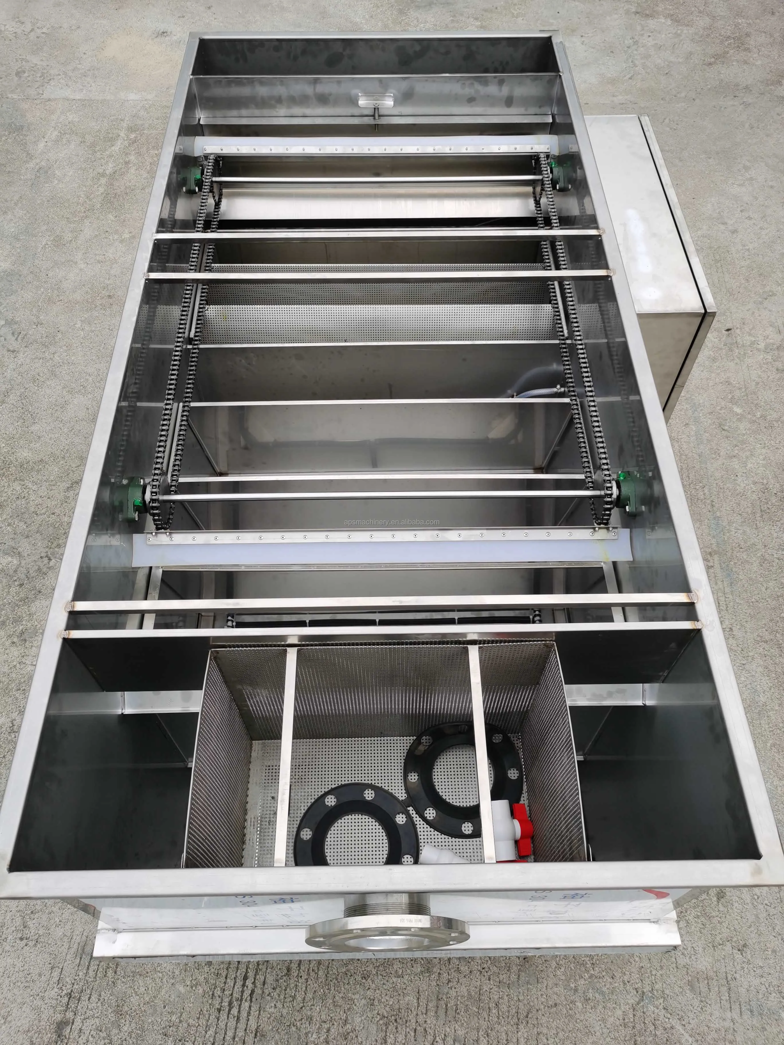 Automatic Scraper Automatic Grease Trap For Restaurant Industry Oil Grease Separator Stainless Steel Interceptor 3-80ton/Hour