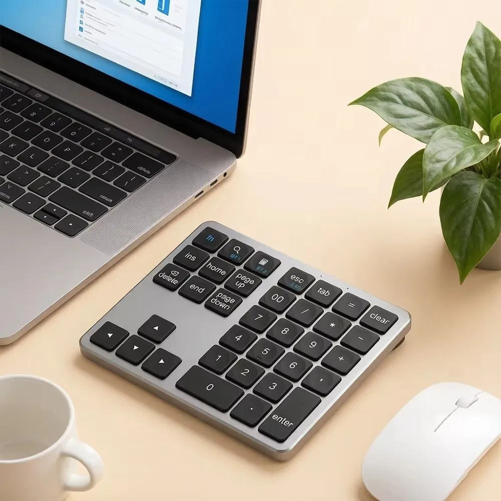 2.4Ghz Wireless Numeric Keypad Bluetooth Dual Mode USB C Rechargeable Bluetooth Numpad K35 Model for for Windows Android iOS