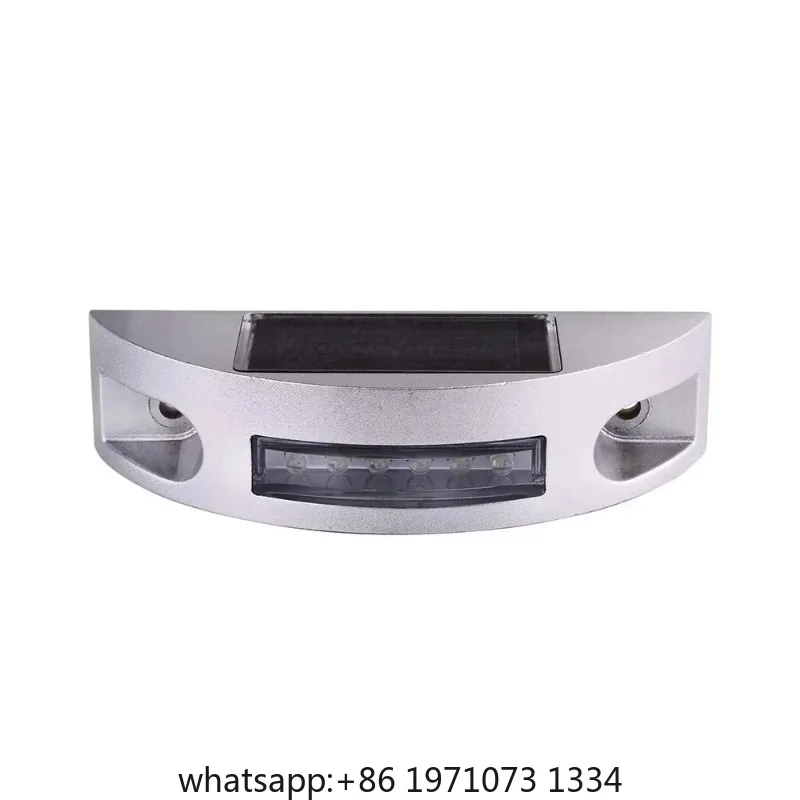 Waterproof Lifepo4 Powered Aluminum Deck Dock Synchronous Long Visible Range Cat Eyes Crescent Shaped Solar Road Stud