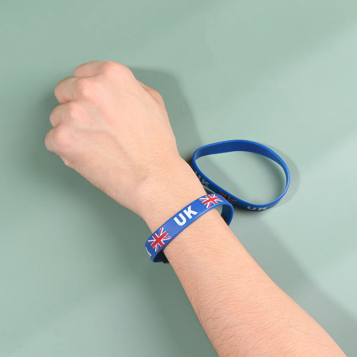 

10Pcs National Flag Silicone Wristband Soft Flexible Eco-Friendly Bracelet for Competitive Races Football Games Sports Fan