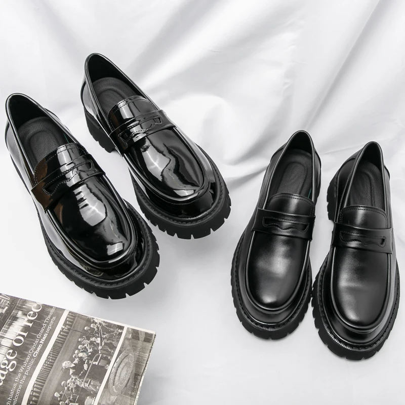 2023 Simple Men Business Shoes Men's Oxfords Dress Shoes Shiny Platform Shoes Men Casual Leather Shoes Luxury Slip on Loafers