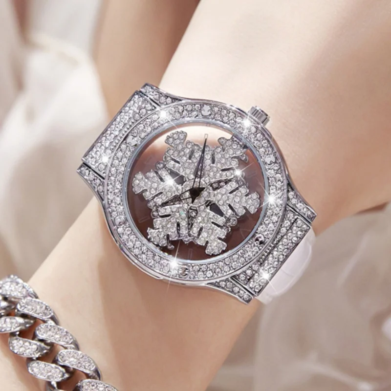 Popular Women's Hollow Snowflake Good Luck Comes Waterproof Watch Cross-Border New Arrival in Stock Wholesale