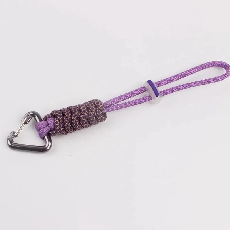 Handgeflochtener Regenschirmseil-Schlüsselanhänger für Herren, dreieckige Metallschnalle, Outdoor-EDC-Überlebensmesser-Lanyard, Schlüsselring, Paarschmuck – Detail 3