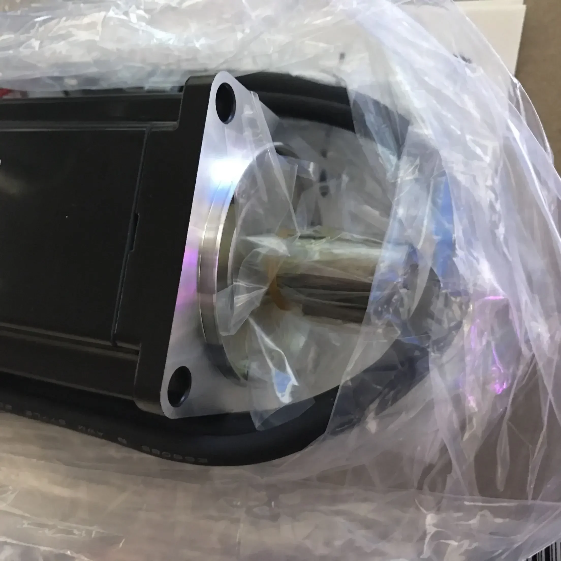 100% New Original Japan Fuji  GYS401DC1 SA B AC Servo Motor for Industrial Automation Equipment