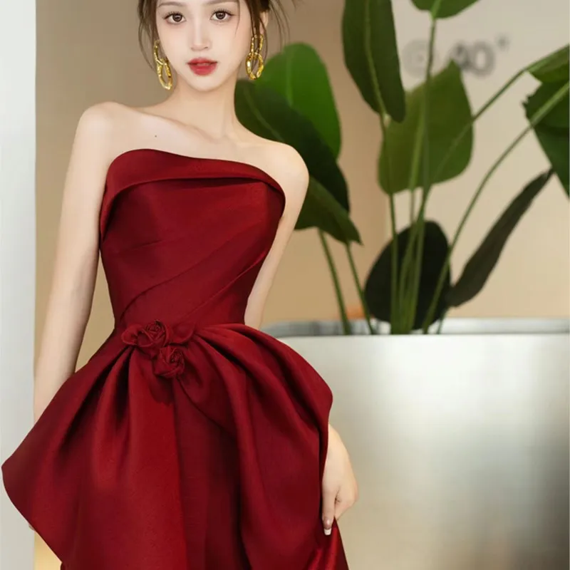 Wine red toasting dress for cabinet banquet waist slimming morning gown