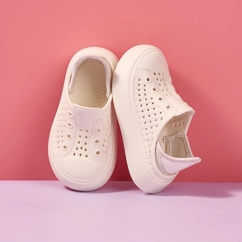 Children's summer plain-color thick-soled shoes are suitable for outdoor wear and are breathable.LJ-8061