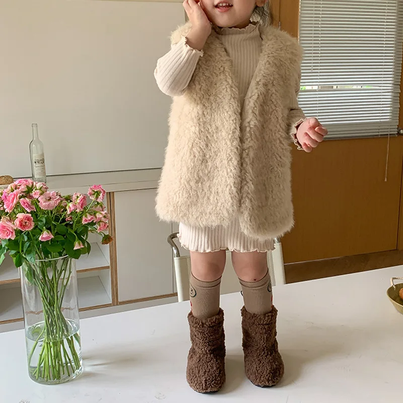 Winter fashion little princess soft warm Plush fur waistcoats Girls thick sleeveless artificial wool all-match Vests