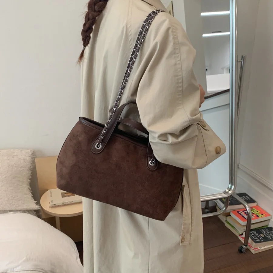 

Minimalist Vintage Suede Tote Handbag - Instagram-Worthy Chain Commuter Bag Barn-Style Trendy Shoulder Bucket Bags