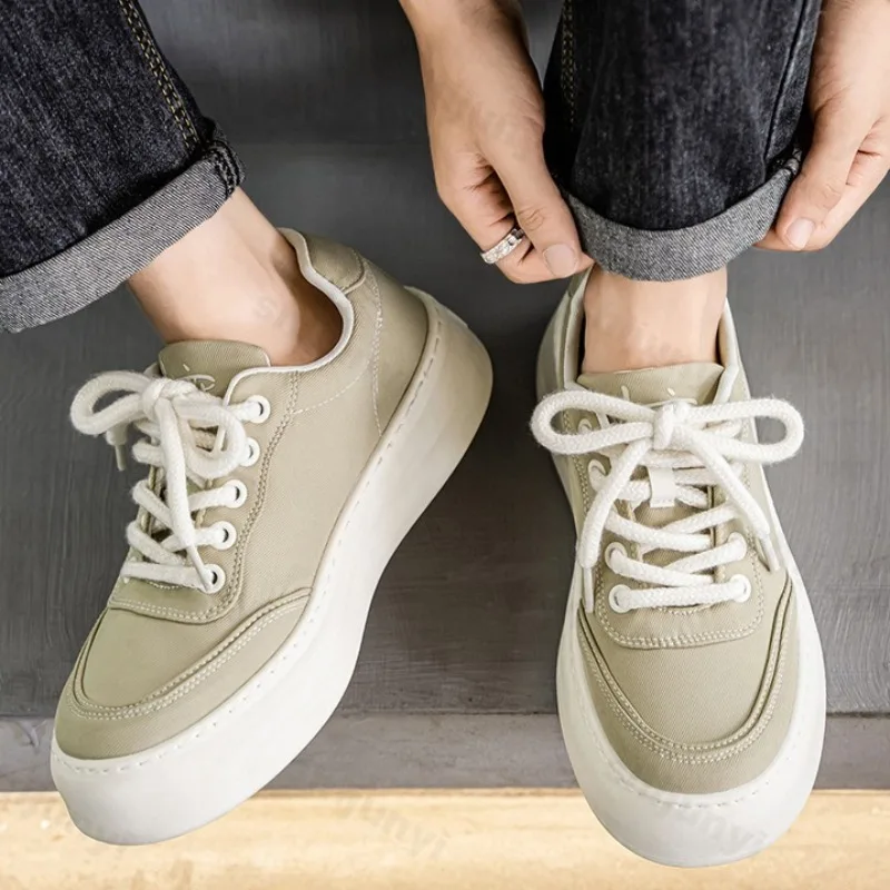 

Men's Concise Solid Low Top Thick Soled Casual Sports Shoes 2025 Autumn Breathable Fashion Versatile Comfortable Chunky sneakers