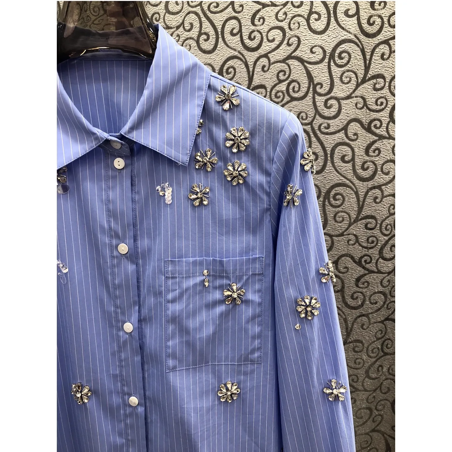 Camisas de algodão de alta qualidade 2025 estilo outono feminino turn-down colarinho listrado impressão cristal miçangas deco manga longa camisas azuis
