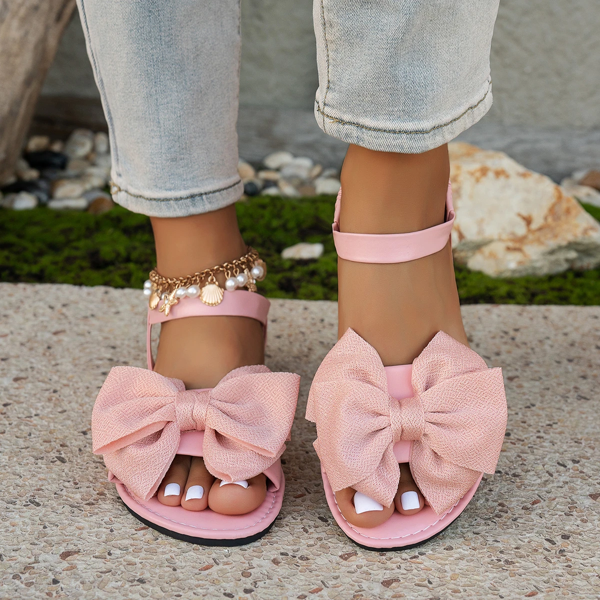 

Summer Elegant Round Headed Sexy Butterfly Casual Sandals Fashionable Hot Selling New Comfortable Plus Size Women's Sandals