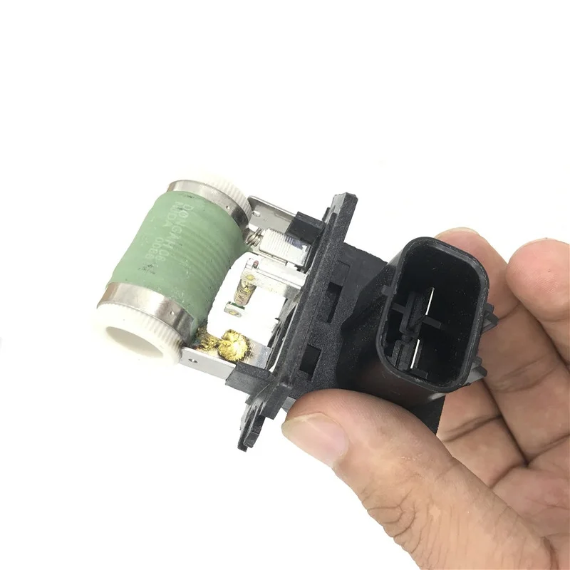 1Pcs For Hyundai Tucson/Santa Fe/ Kia Sportage Electronic Fan Resistor Water Tank Fan Harness Plug Automobiles Parts Accessories